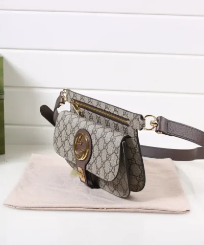 GUCCI GG SUPREME BLONDIE WAIST BAG