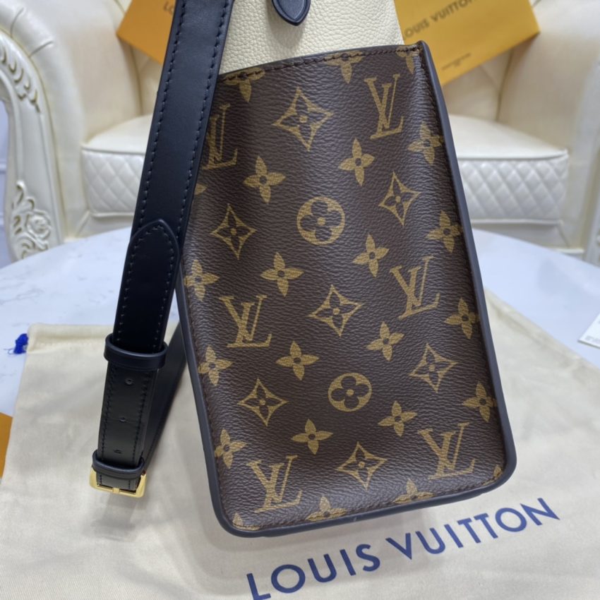Replica Louis Vuitton On My Side Bordauxe