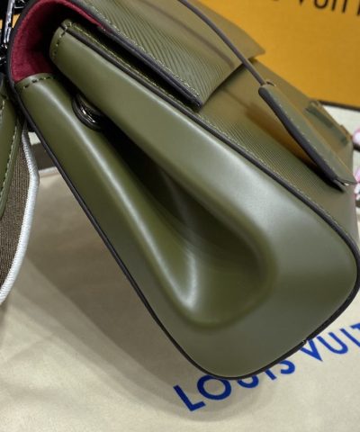 Replica Louis Vuitton Cluny Mini Green
