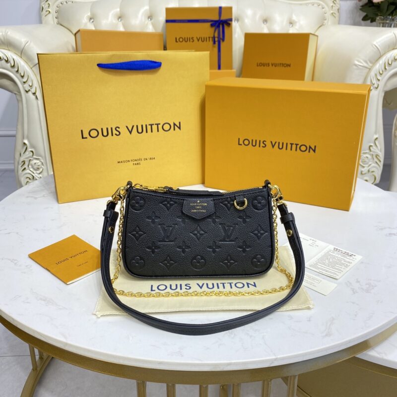 Replica Louis Vuitton Easy Pouch Black
