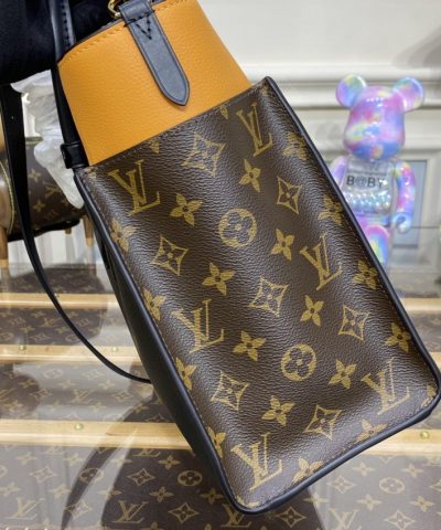 Replica Louis Vuitton On My Side Black – Brown