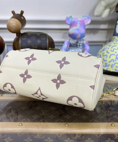 Replica Louis Vuitton Favorite Purple White
