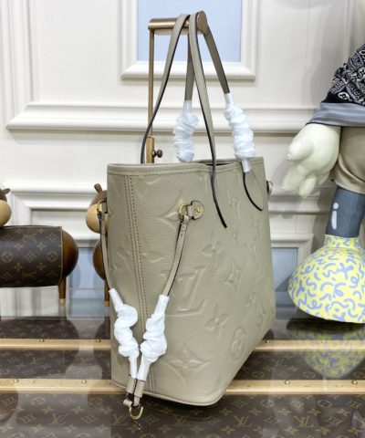 Replica Louis Vuitton Neverfull MM Beige