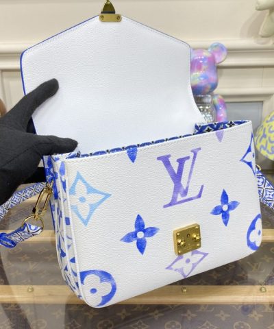 Replica Louis Vuitton Pochette Metis Blue