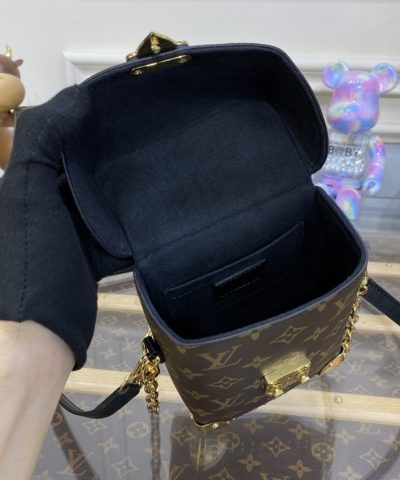 Replica Louis Vuitton Camera Box Brown