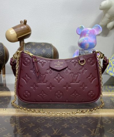Replica Louis Vuitton Easy Pouch Bordeuax