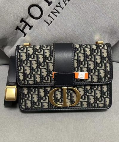 Replica Dior 30 Montaigne Oblique Jacquard - designer handbag clone