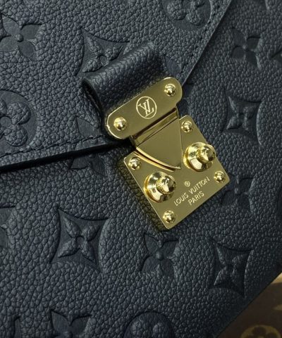 Replica Louis Vuitton Pochette Metis Black
