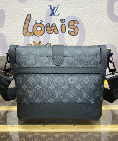 Replica Louis Vuitton Saumur Messenger Bag