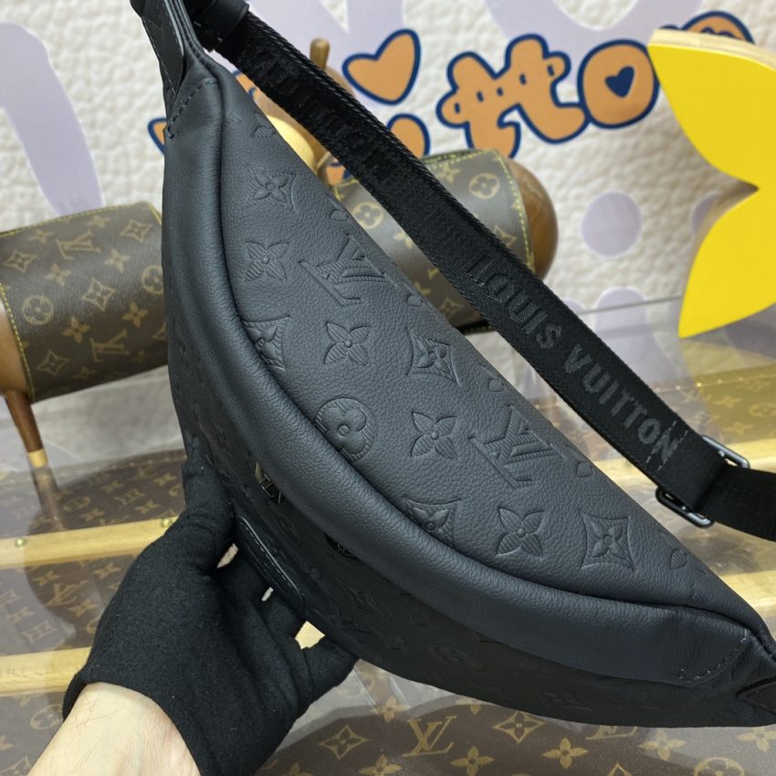 Replica Louis Vuitton Bumbag Discovery Black Canvas