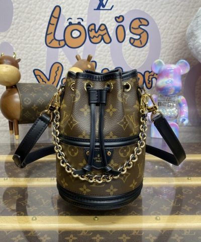 Replica Louis Vuitton Canoé Bucket Bag