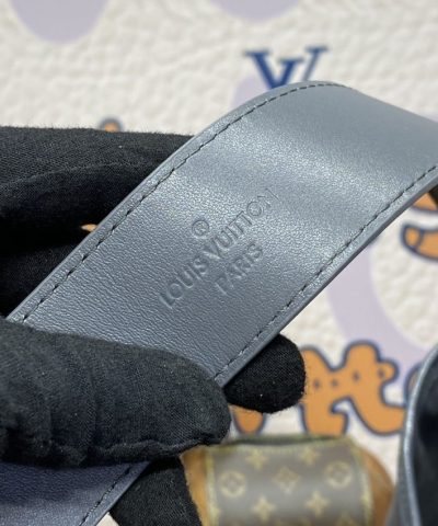 Replica Louis Vuitton Carry All MM Silver - top-grade luxury bag dupe