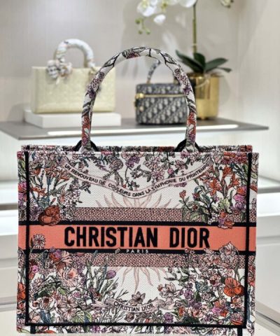 Replica Dior Tote Book Sunflower Spring - 1:1 premium replica handbag
