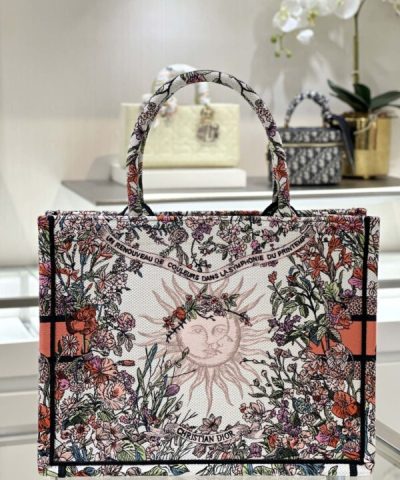 Replica Dior Tote Book Sunflower Spring