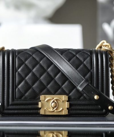 CHANEL Le Boy Black