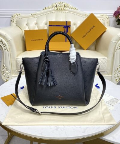 Replica Louis Vuitton Humea Black