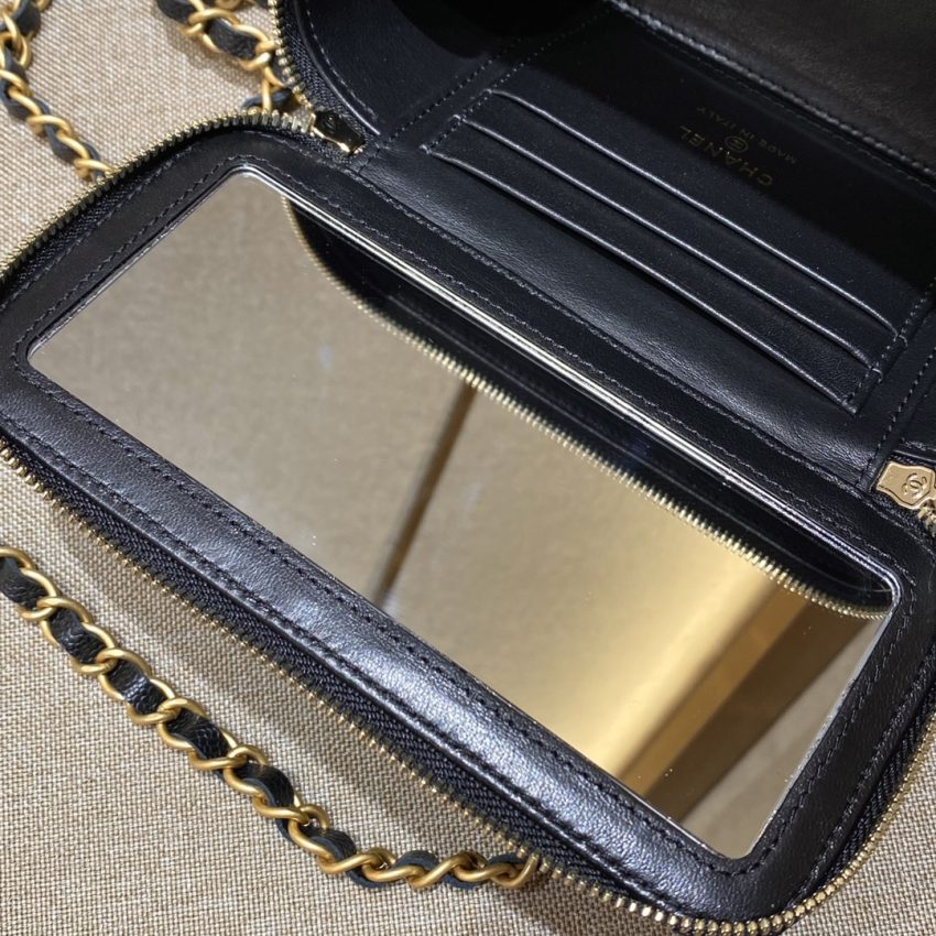 CHANEL 22S Handle Box Bag - high-quality designer bag dupe