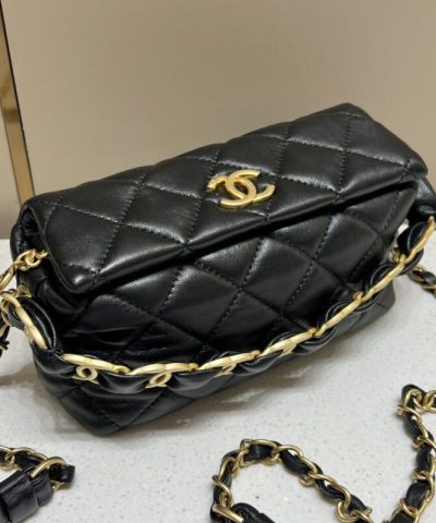 CHANEL Hobo Bag Black - top-grade luxury bag dupe