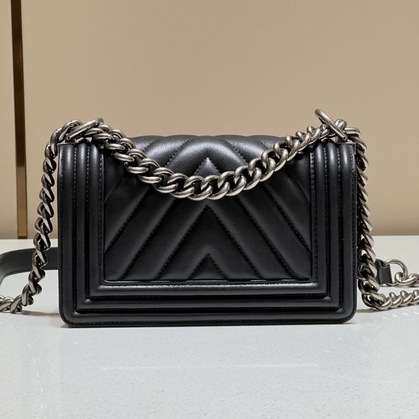 CHANEL Le Boy V Black - Silver - 1:1 premium replica handbag
