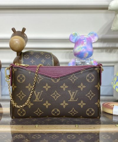 Replica Louis Vuitton Pallas Clutch Bordo