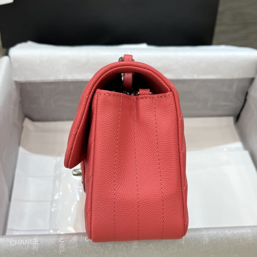 CHANEL Classic Flap V 20cm Red - premium superclone handbag
