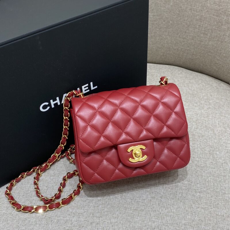 CHANEL Classic Flap 17cm Red - top-grade luxury bag dupe