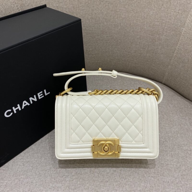 CHANEL Le Boy White
