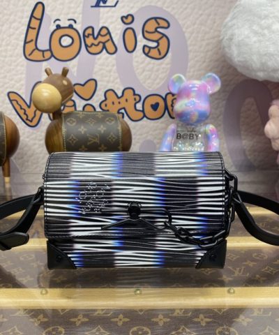Replica Louis Vuitton Steamer Wearable Wallet II