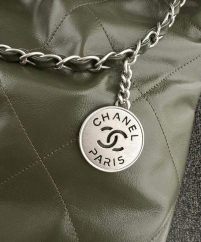 CHANEL 22 Medium Handbag Pink Greed - affordable luxury replica bag