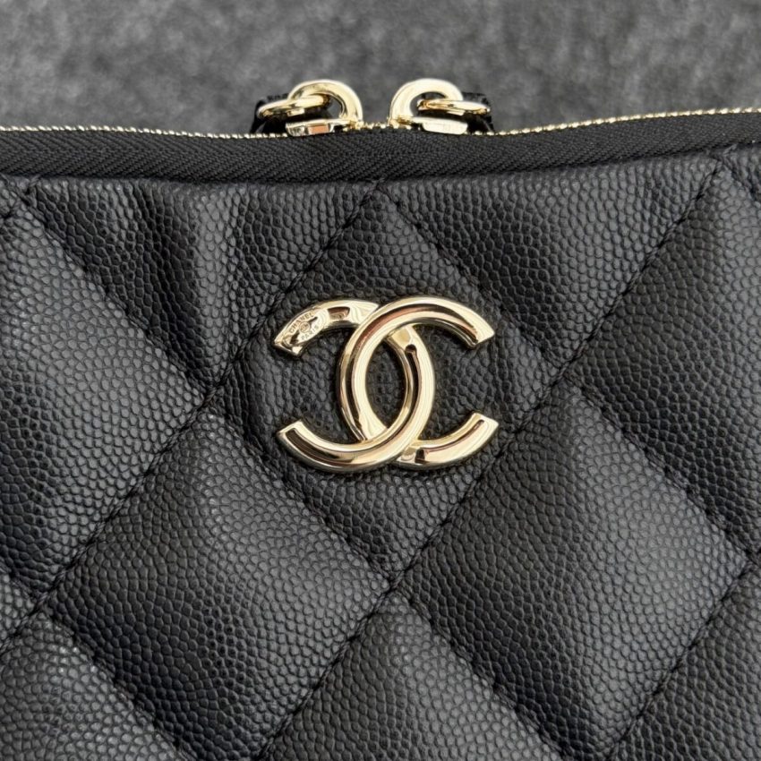 CHANEL 24p Dumpling Bag Black