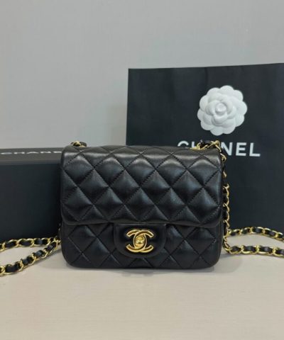 CHANEL Classic Flap 17cm Gold