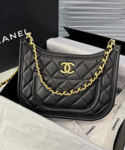 CHANEL 24s Hobo Black
