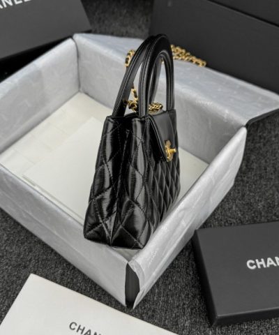 CHANEL 23k Kelly Black