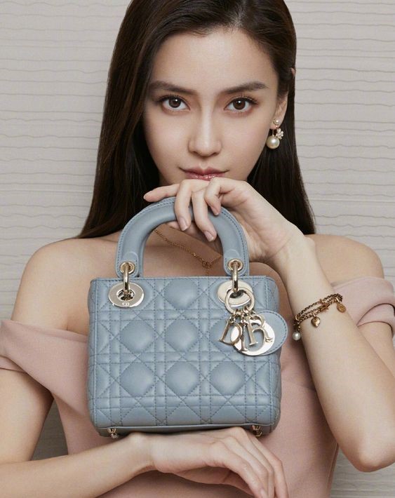 5 Signs of a High-Quality Replica Handbag