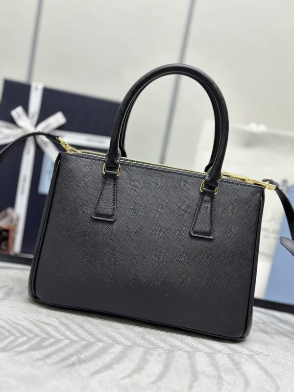 Replica Prada Galleria Black