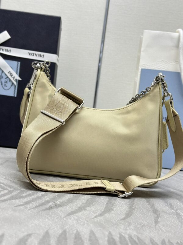 Replica Prada Re – Edition Nylon 2005 Yellow - 1:1 premium replica handbag