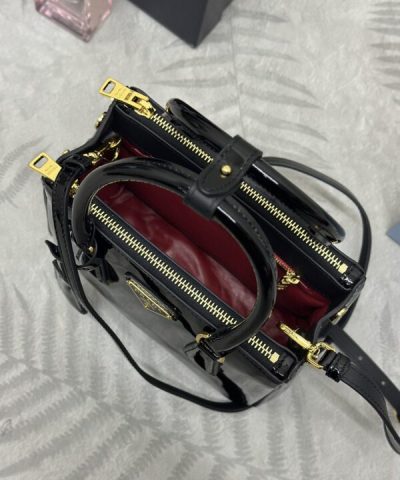 Replica Prada Galleria Black Patent - designer handbag clone