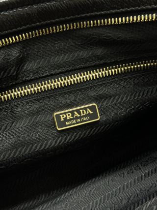 Replica Prada Black Leather Bag