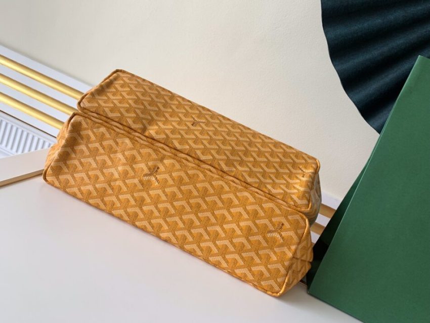 Replica Goyard Isabelle Yellow