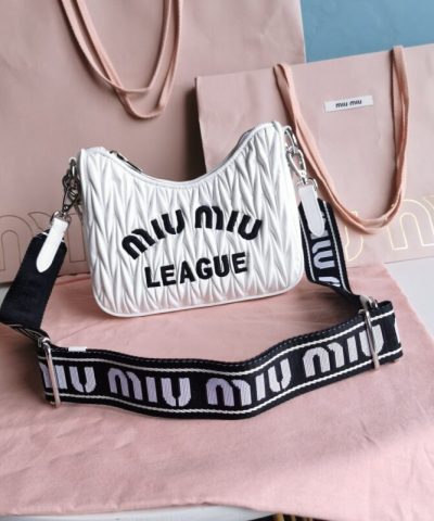 Replica Miu Miu Matelassé League White