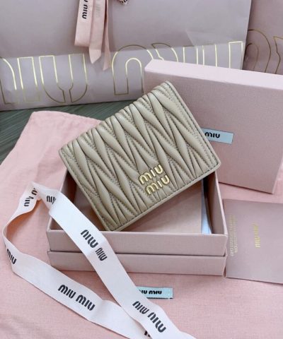 Replica Miu Miu Pocket Wallet Beige