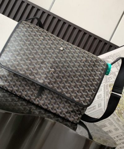 Replica Goyard Capetien Bag Black