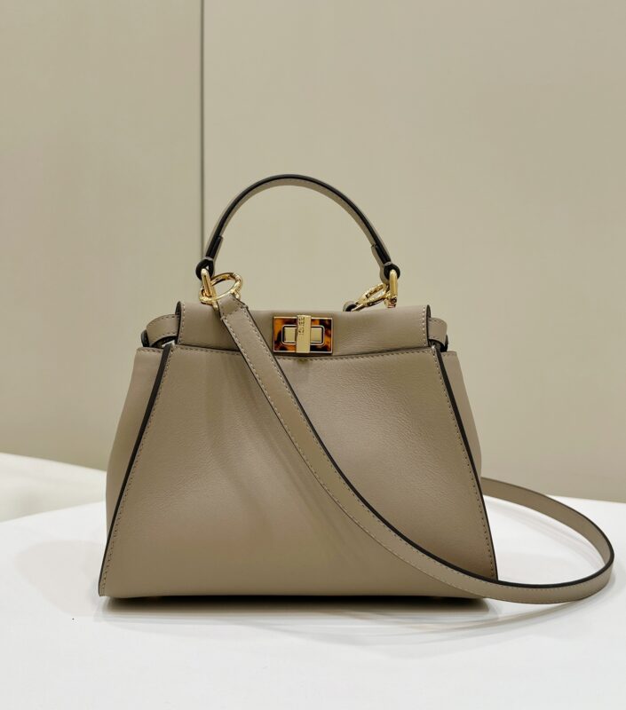 Replica Fendi Peekaboo Beige - premium superclone handbag