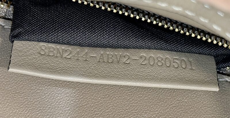 Replica Fendi Peekaboo Beige - premium superclone handbag