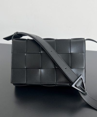 Replica Bottega Veneta Cassette 2.0 Black