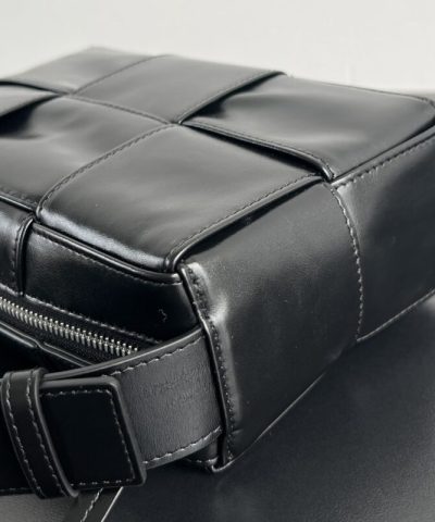 Replica Bottega Veneta Arco Camera Bag
