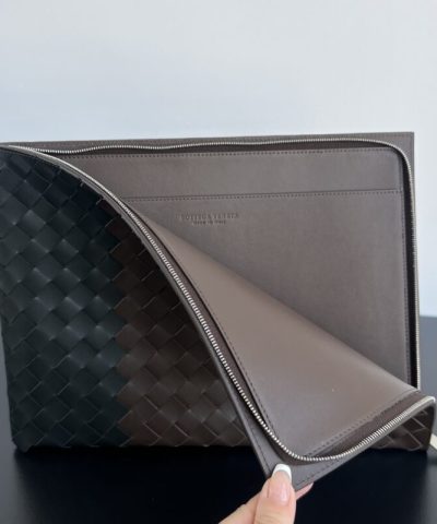 Replica Bottega Veneta Half Zip Clutch