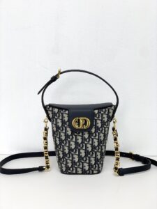 Replica Dior 30 Montaigne Amber Chain - high-quality designer bag dupe