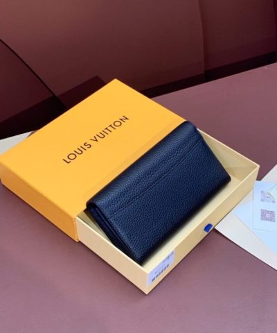 Louis Vuitton Capucines Long Dark Blue