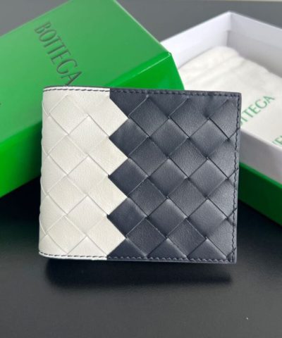 Replica Bottega Veneta Intrecciato Bi – Fold Wallet White&Blue - top-grade luxury bag dupe